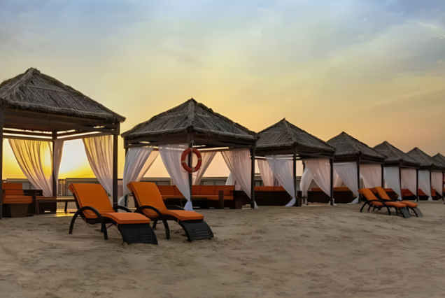Full-Day Desert Safari, Resort & Inland Sea